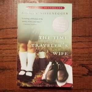 📚 4/$10 The Time Traveler's Wife Book